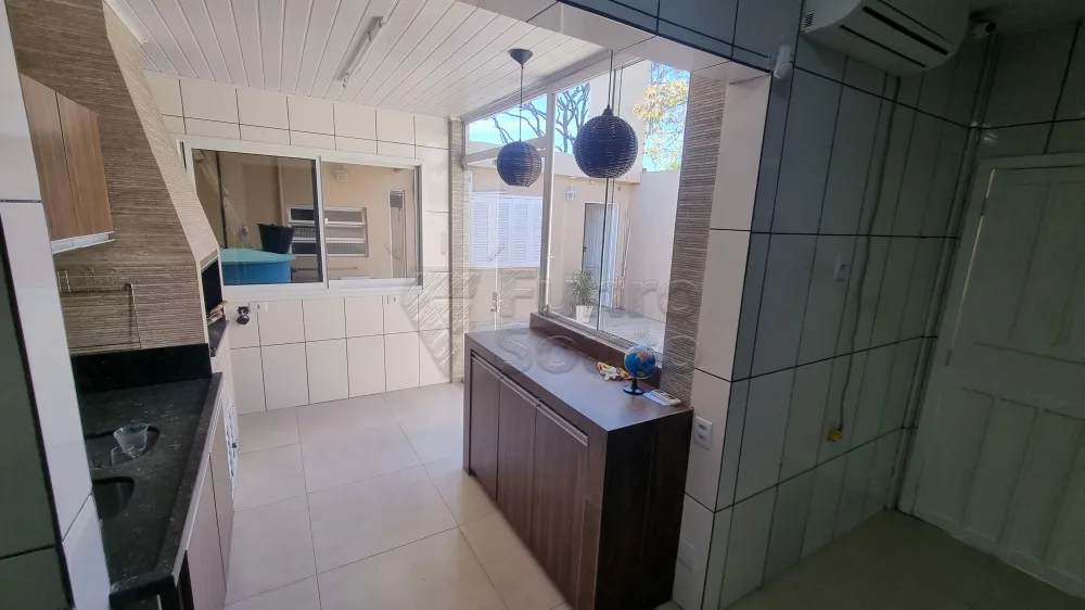 Cozinha/Área Gourmet/Churrasqueira Comprar Casa / Padrão em Pelotas R$ 700.000,00 - Foto 3