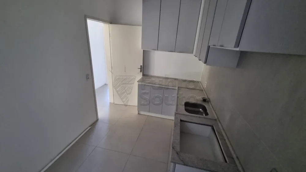 Cozinha Pronta Comprar Apartamento / Fora de Condomínio em Pelotas R$ 290.000,00 - Foto 2