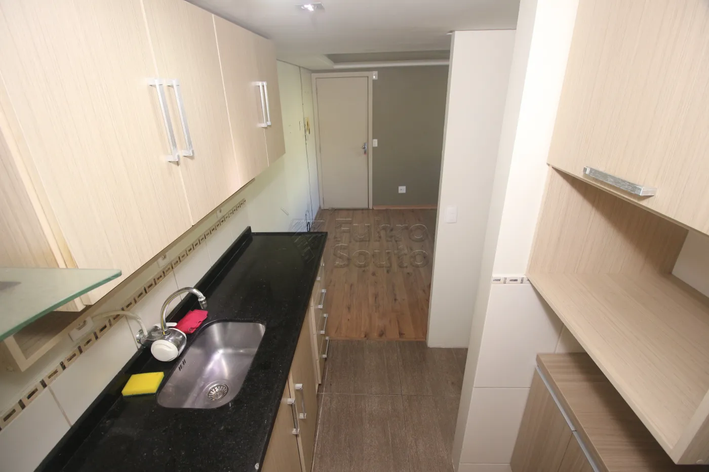 Alugar Apartamento / Padrão em Pelotas R$ 850,00 - Foto 11