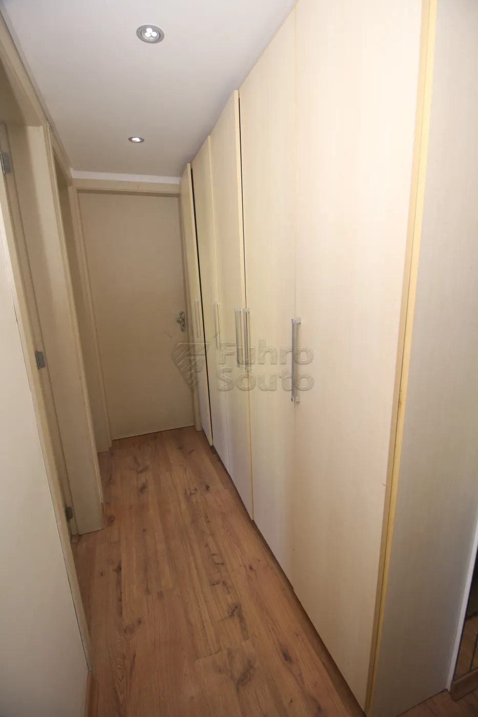 Alugar Apartamento / Padrão em Pelotas R$ 850,00 - Foto 12