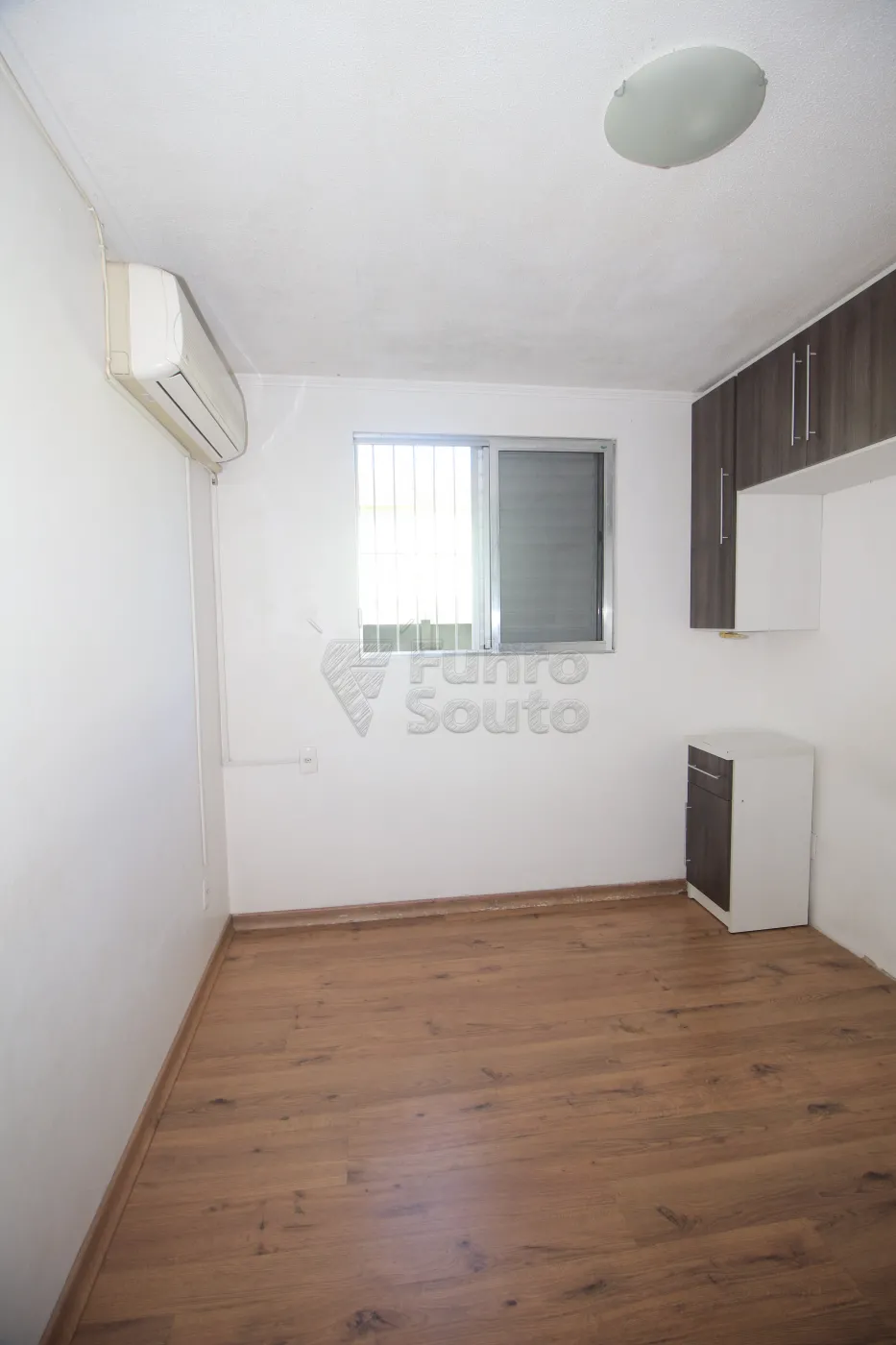 Alugar Apartamento / Padrão em Pelotas R$ 850,00 - Foto 22
