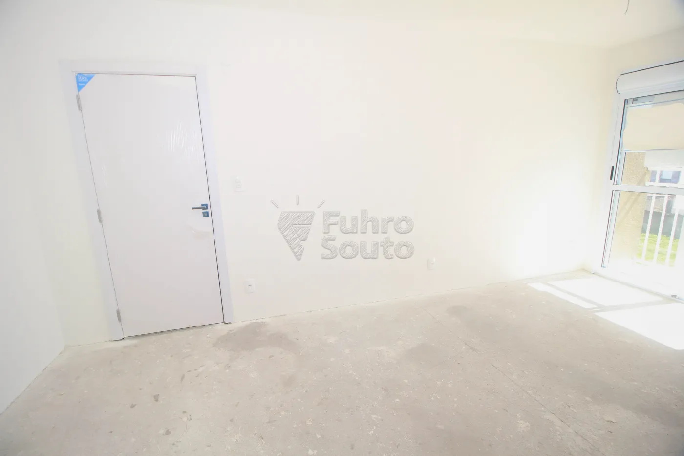 Alugar Apartamento / Padrão em Pelotas R$ 1.250,00 - Foto 4