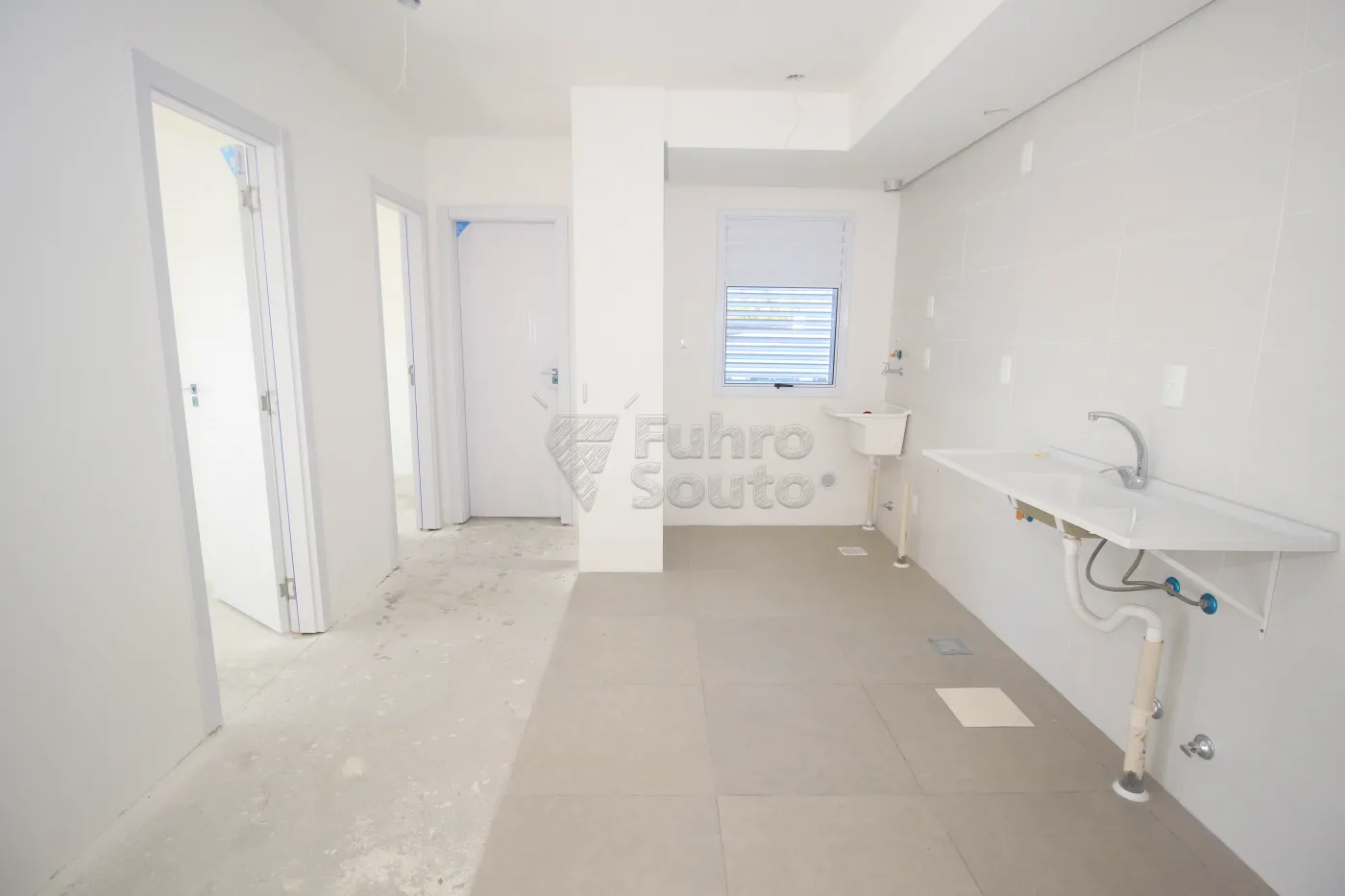 Alugar Apartamento / Padrão em Pelotas R$ 1.250,00 - Foto 5