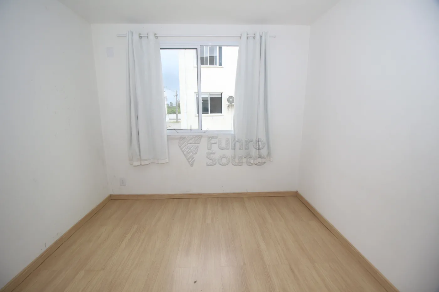 Alugar Apartamento / Padrão em Pelotas R$ 850,00 - Foto 10