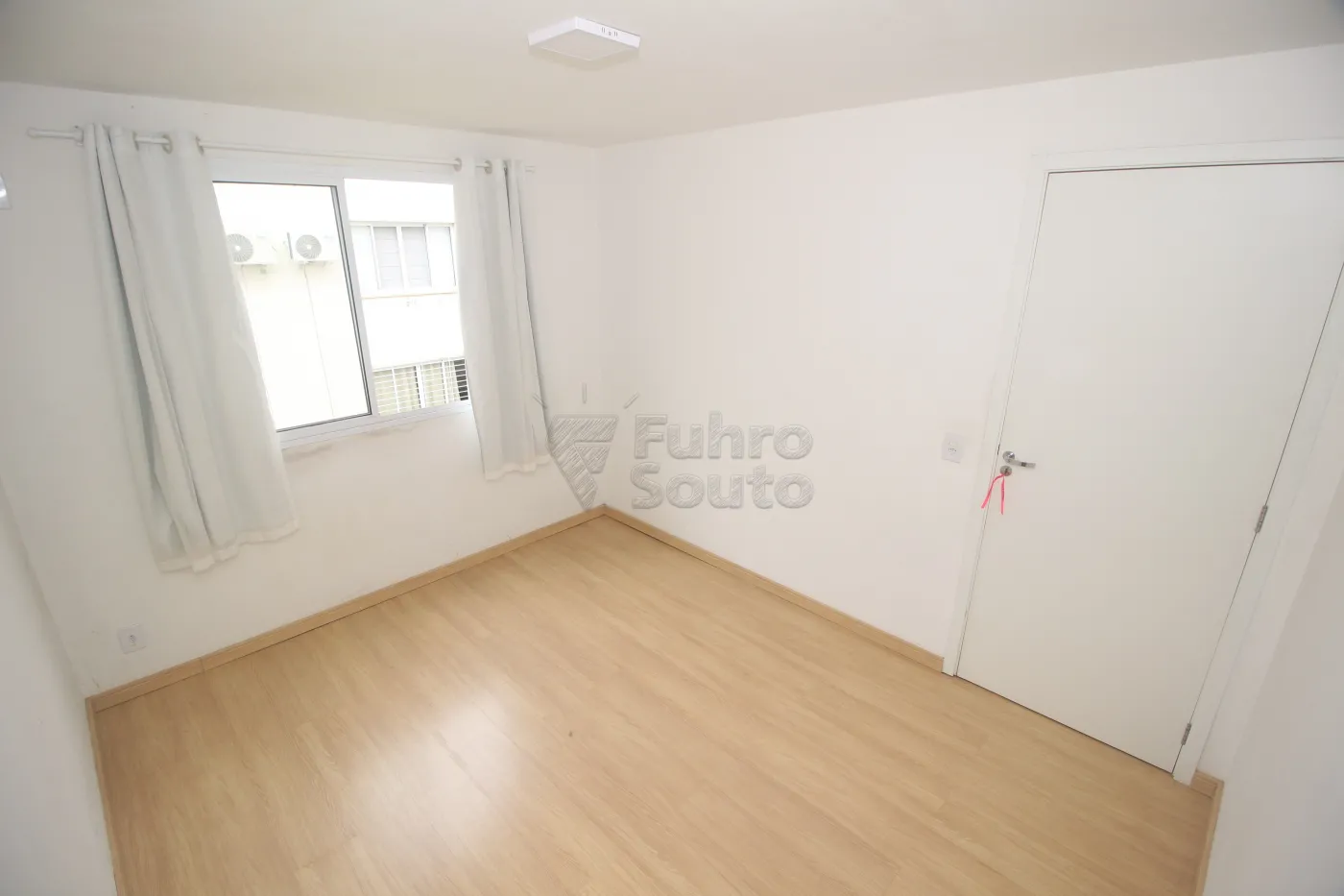 Alugar Apartamento / Padrão em Pelotas R$ 850,00 - Foto 13
