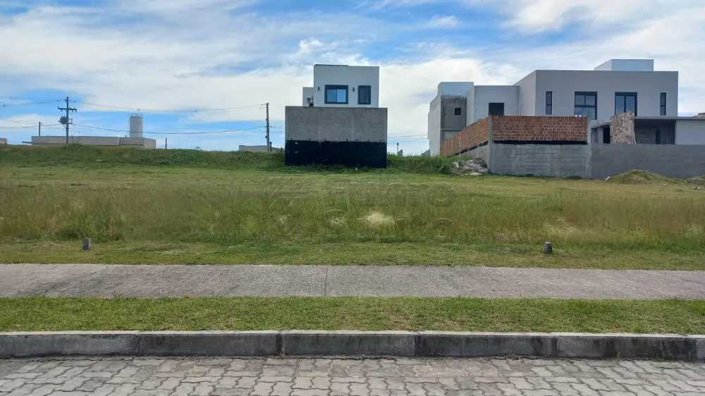 Comprar Terreno / Padrão em Pelotas R$ 210.000,00 - Foto 1