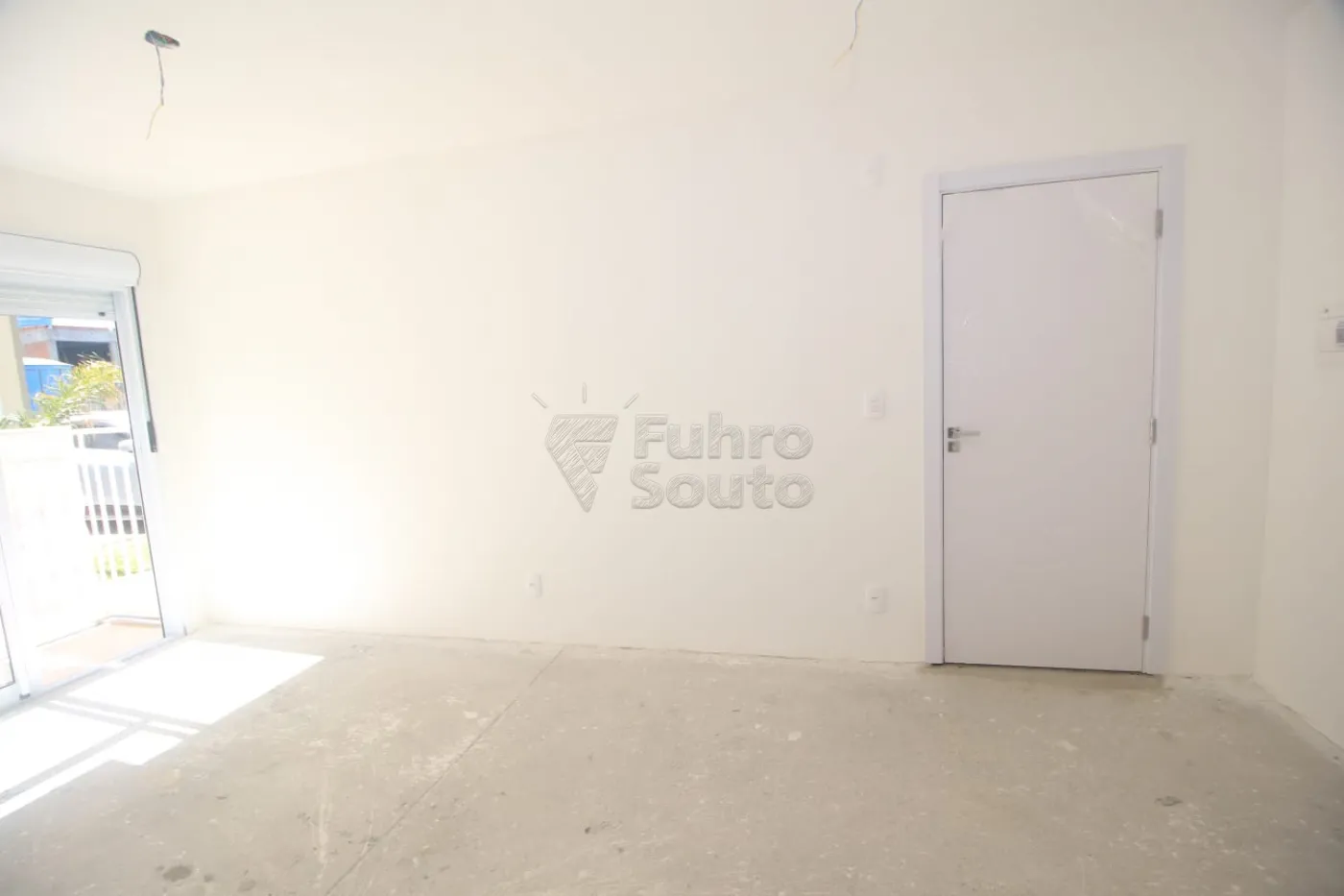 Alugar Apartamento / Padrão em Pelotas R$ 1.250,00 - Foto 4