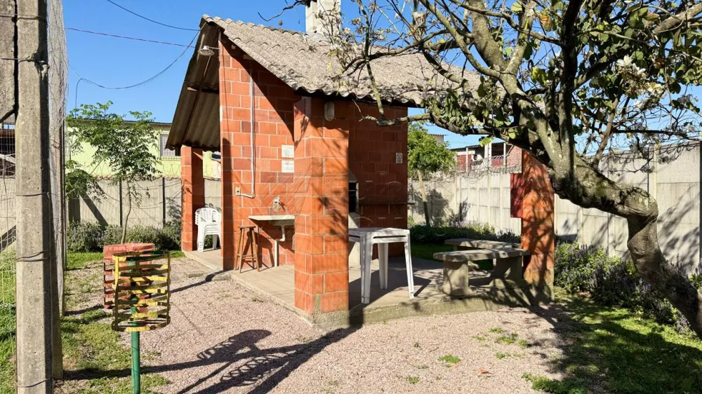 Comprar Apartamento / Padrão em Pelotas R$ 110.000,00 - Foto 8