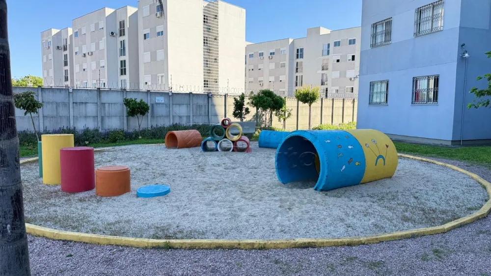 Comprar Apartamento / Padrão em Pelotas R$ 110.000,00 - Foto 7