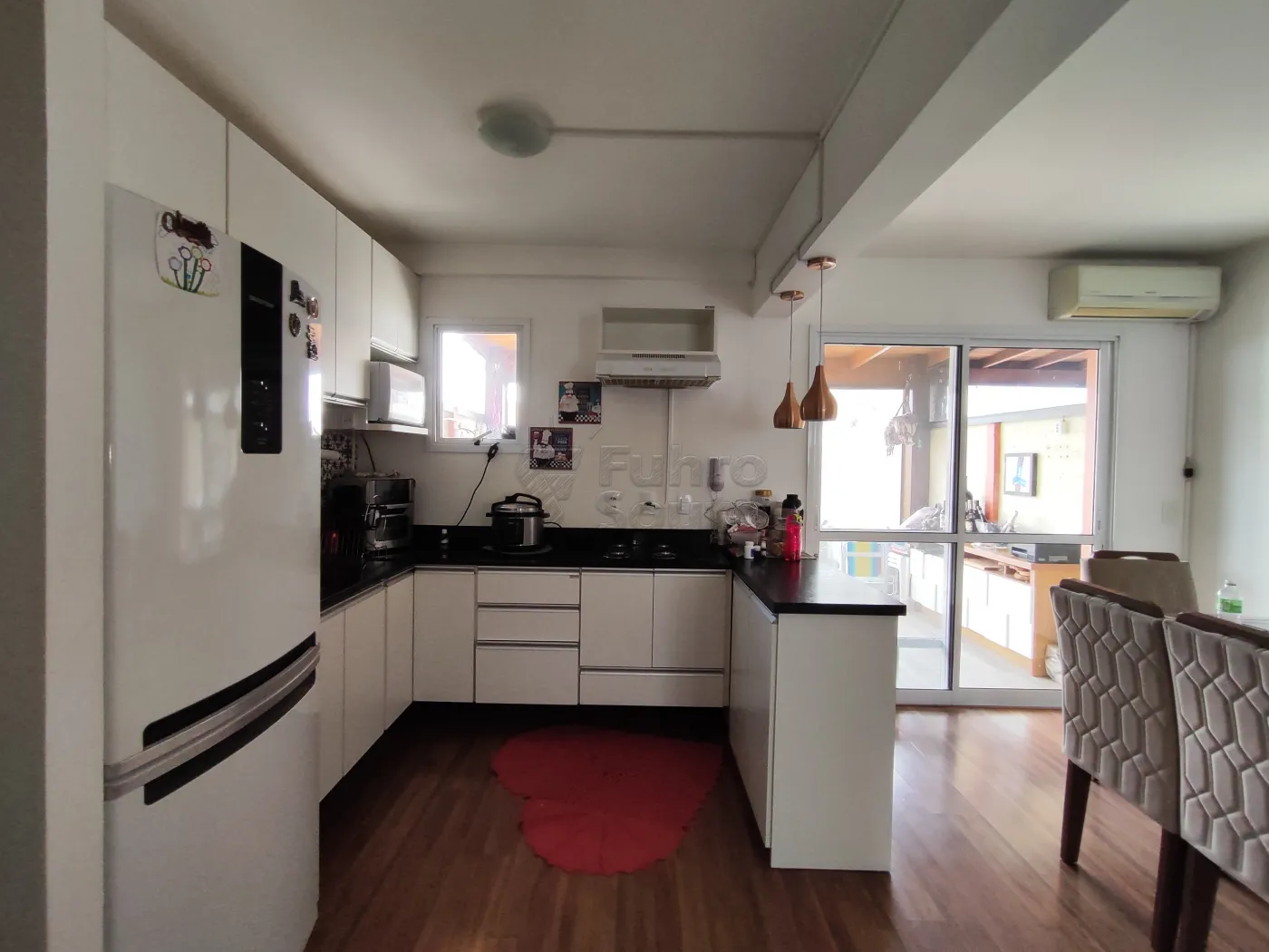 Comprar Casa / Condomínio em Pelotas R$ 450.000,00 - Foto 2