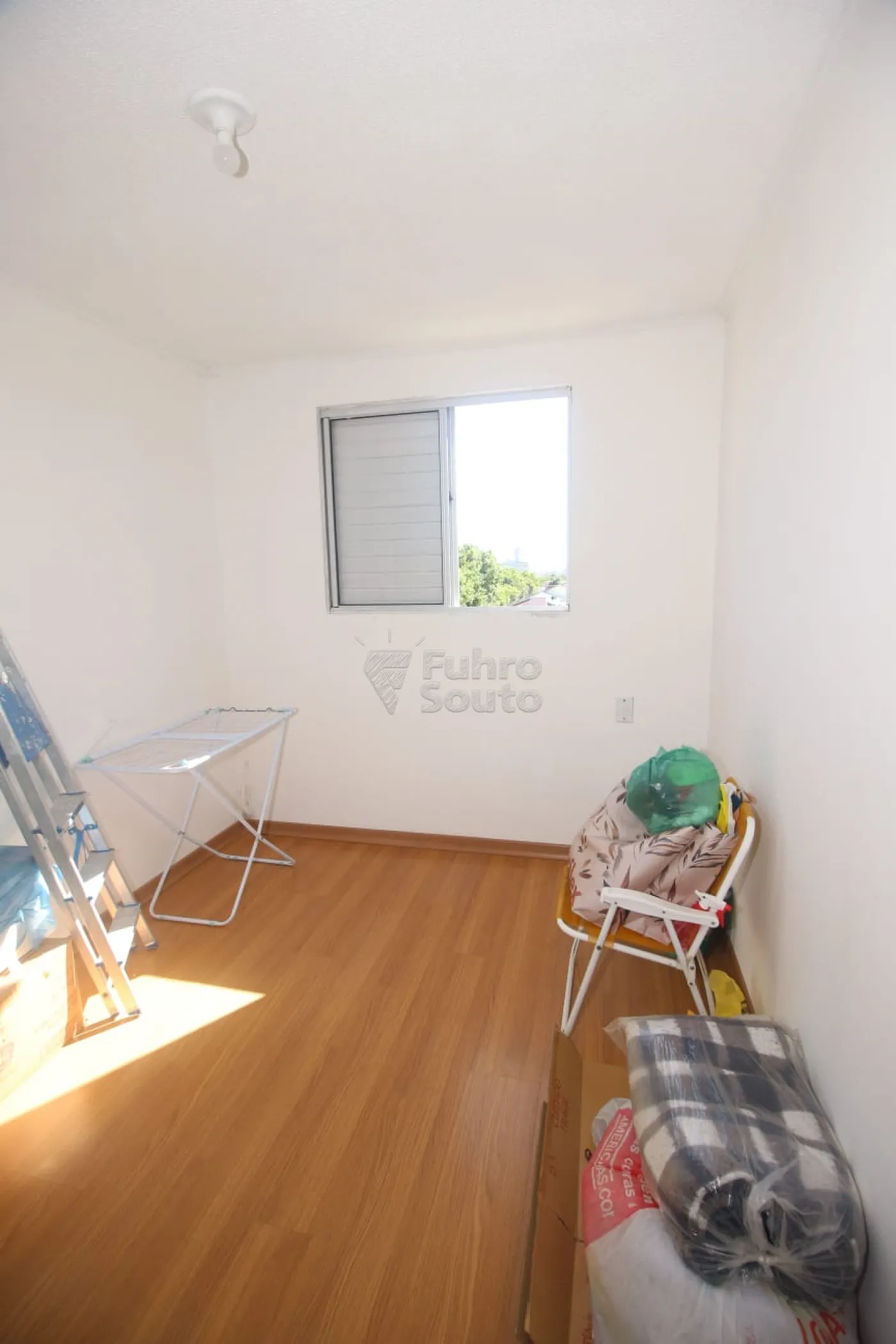 Alugar Apartamento / Padrão em Pelotas R$ 950,00 - Foto 5
