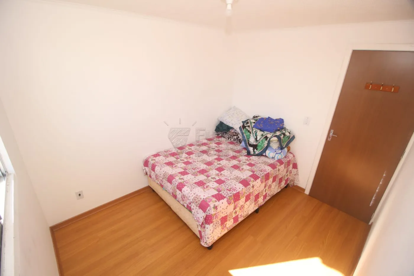Alugar Apartamento / Padrão em Pelotas R$ 950,00 - Foto 7