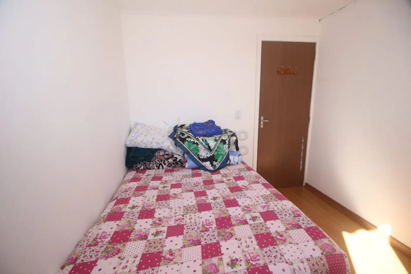 Alugar Apartamento / Padrão em Pelotas R$ 950,00 - Foto 8