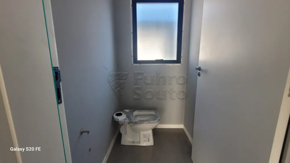 Lavabo Comprar Casa / Padrão em Pelotas R$ 1.290.000,00 - Foto 10