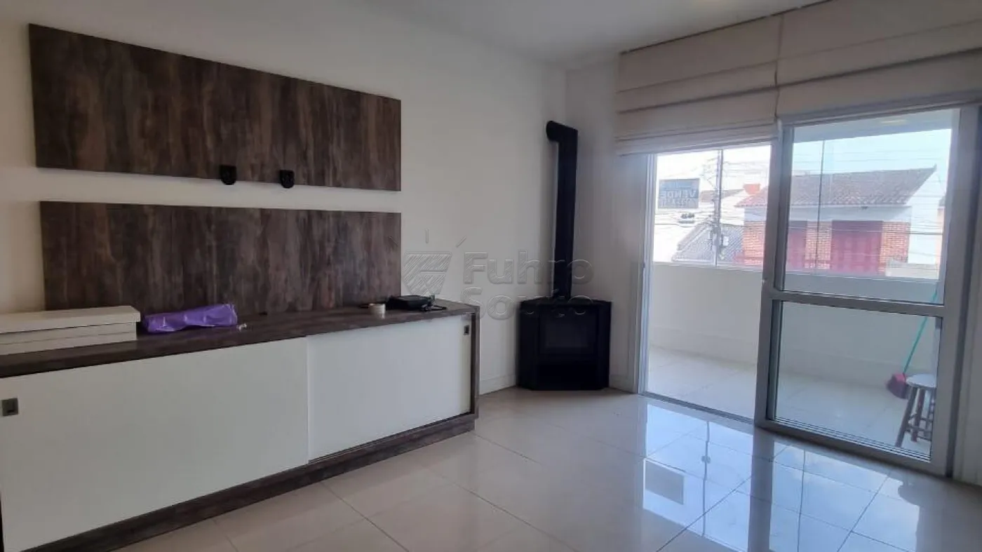 Comprar Apartamento / Padrão em Pelotas R$ 430.000,00 - Foto 4