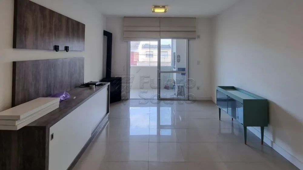 Comprar Apartamento / Padrão em Pelotas R$ 430.000,00 - Foto 1