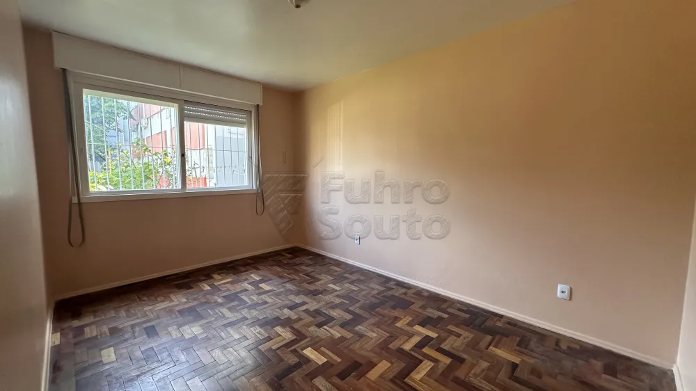 Comprar Apartamento / Padrão em Pelotas R$ 230.000,00 - Foto 8