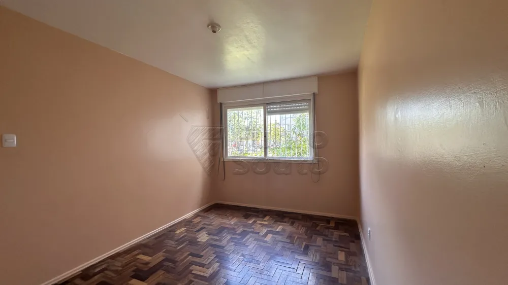 Comprar Apartamento / Padrão em Pelotas R$ 230.000,00 - Foto 9