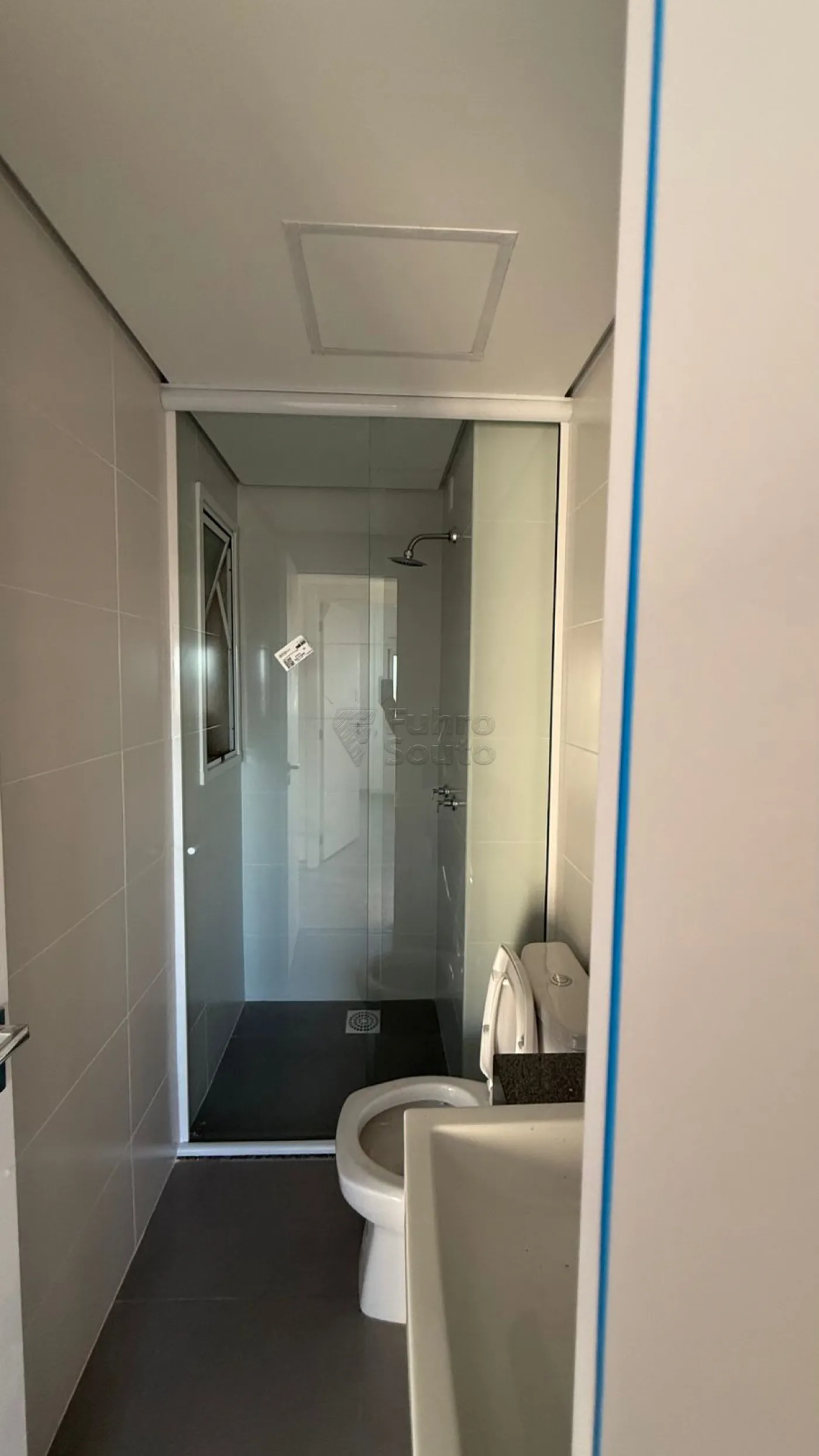 Alugar Apartamento / Padrão em Pelotas R$ 2.970,00 - Foto 31