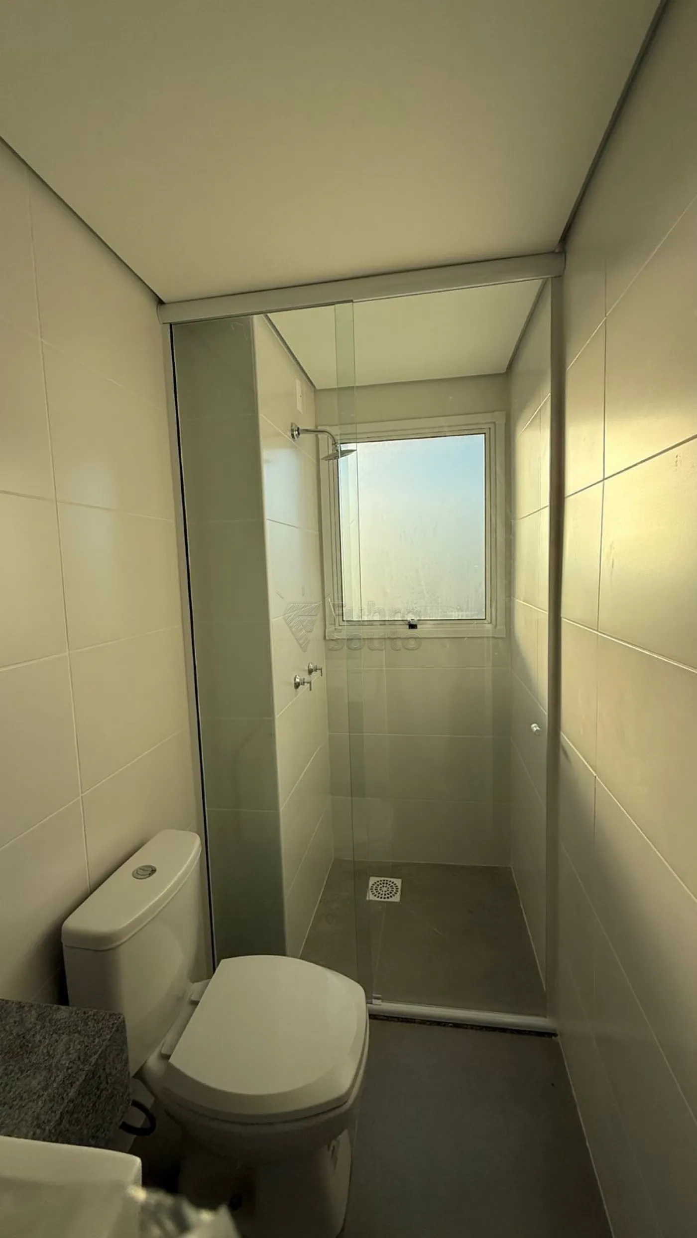 Alugar Apartamento / Padrão em Pelotas R$ 2.970,00 - Foto 35