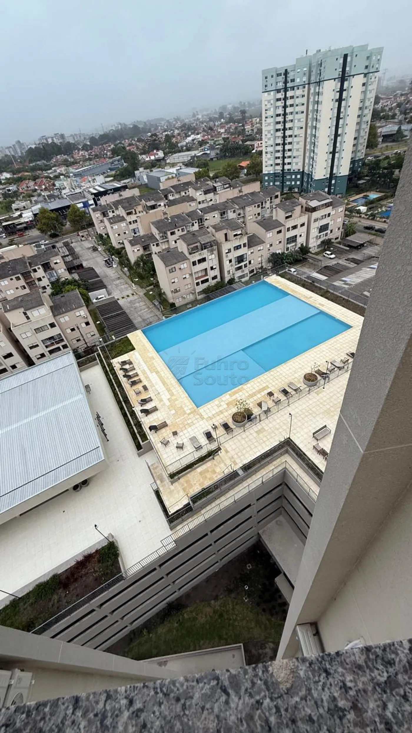 Alugar Apartamento / Padrão em Pelotas R$ 2.970,00 - Foto 6