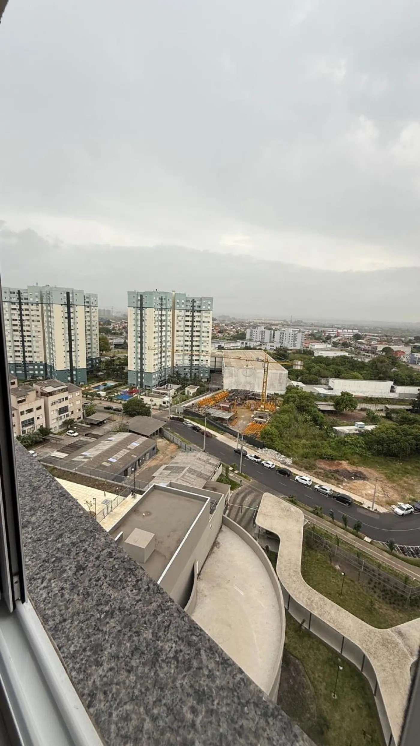 Alugar Apartamento / Padrão em Pelotas R$ 2.970,00 - Foto 38