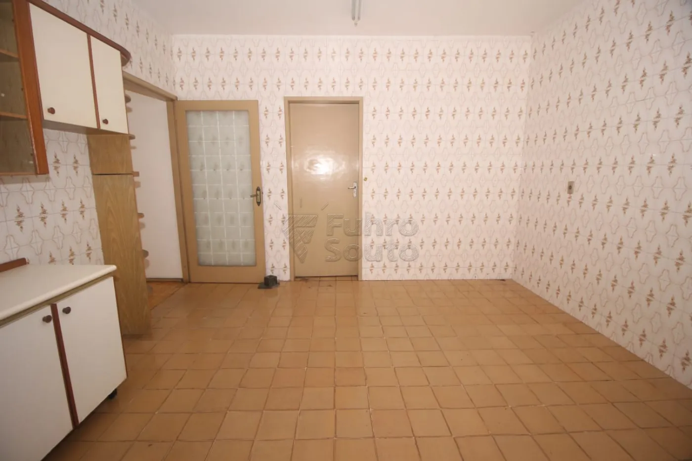 Alugar Apartamento / Fora de Condomínio em Pelotas R$ 1.900,00 - Foto 34