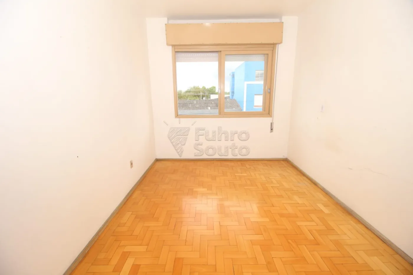 Alugar Apartamento / Fora de Condomínio em Pelotas R$ 1.900,00 - Foto 27