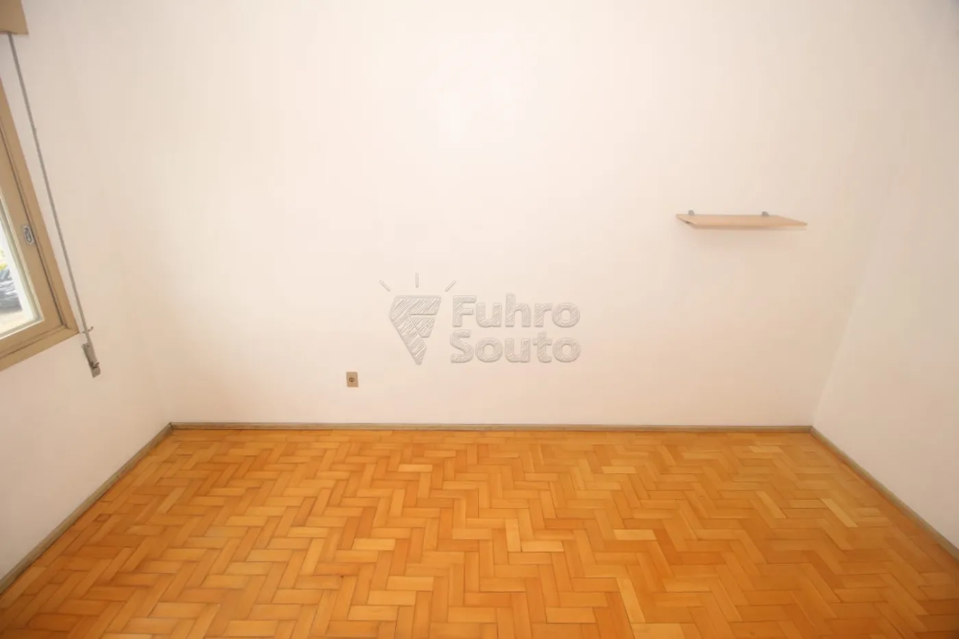 Alugar Apartamento / Fora de Condomínio em Pelotas R$ 1.900,00 - Foto 26