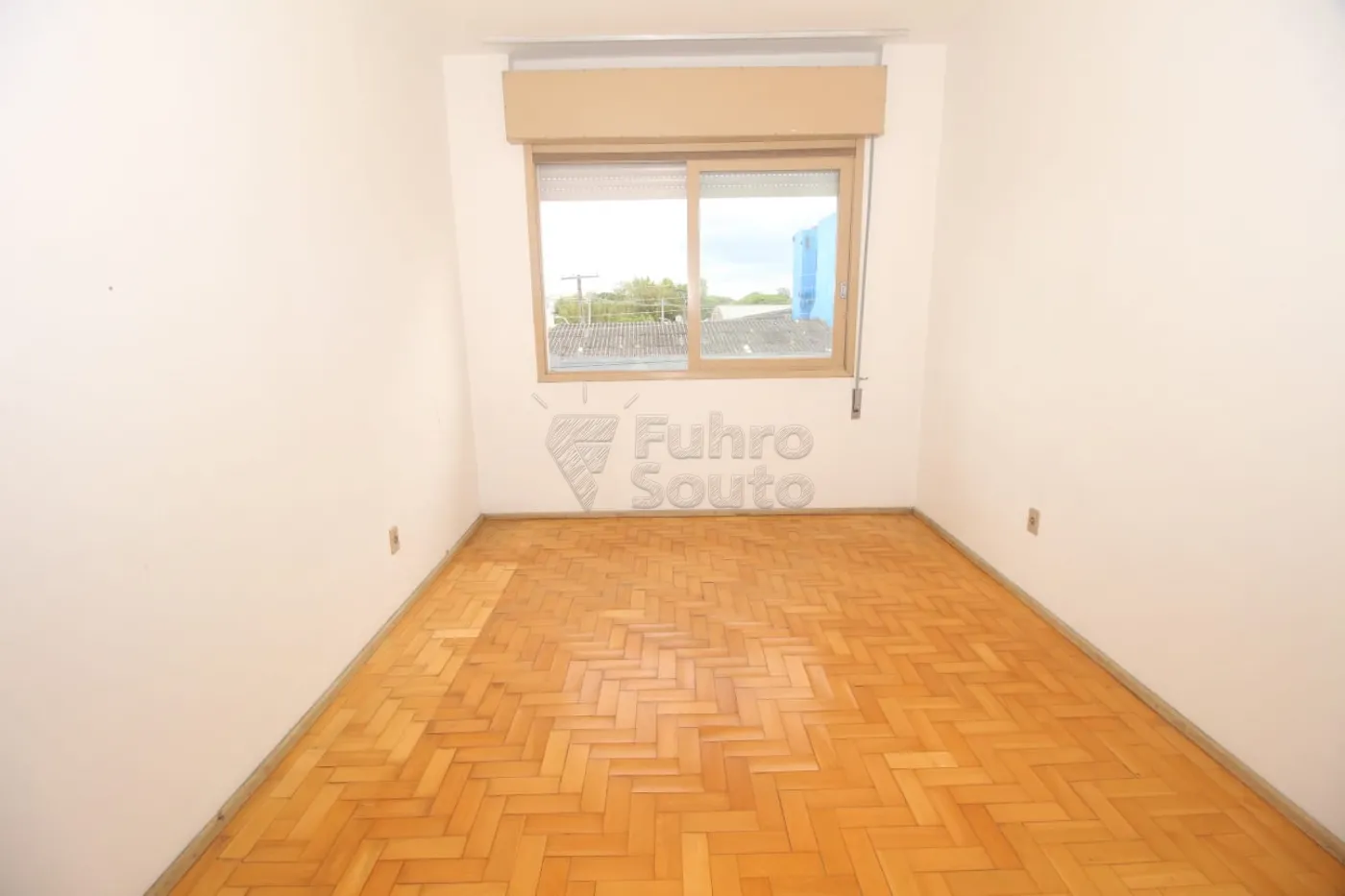 Alugar Apartamento / Fora de Condomínio em Pelotas R$ 1.900,00 - Foto 22