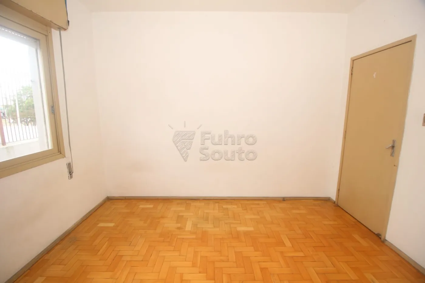 Alugar Apartamento / Fora de Condomínio em Pelotas R$ 1.900,00 - Foto 20
