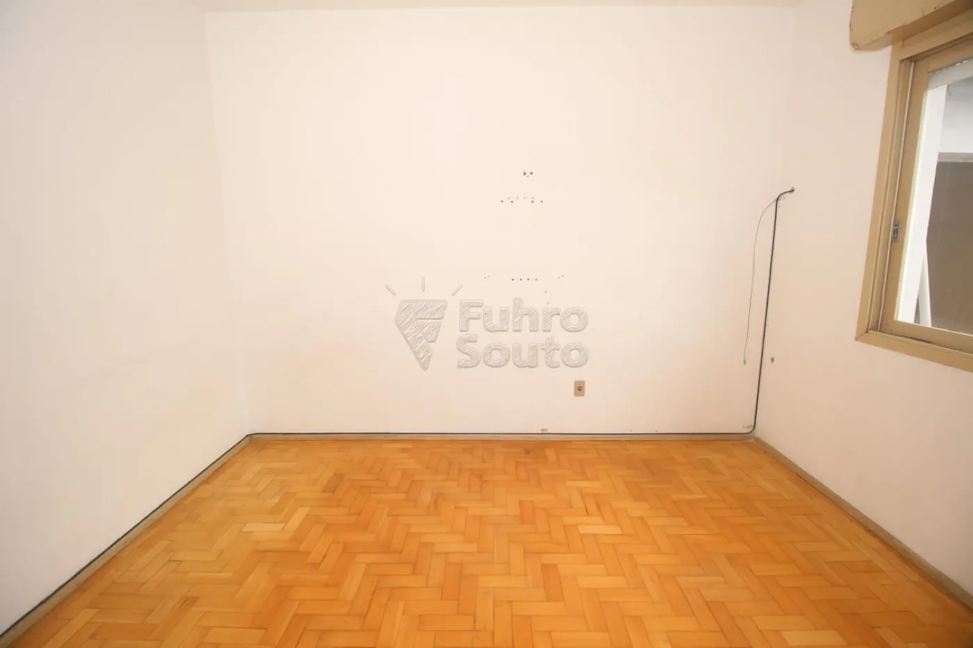 Alugar Apartamento / Fora de Condomínio em Pelotas R$ 1.900,00 - Foto 19