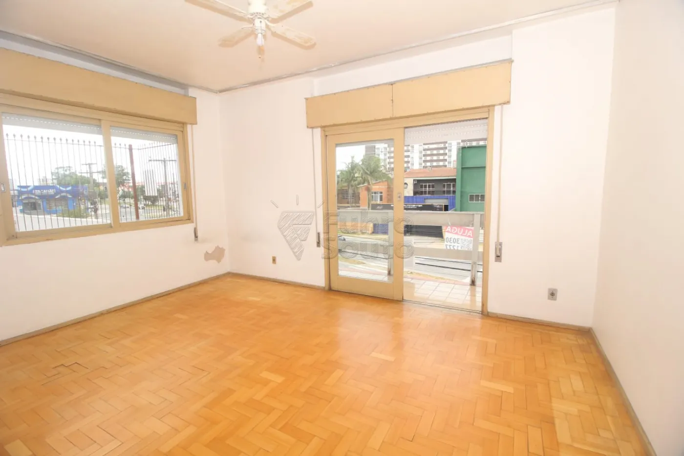 Alugar Apartamento / Fora de Condomínio em Pelotas R$ 1.900,00 - Foto 10