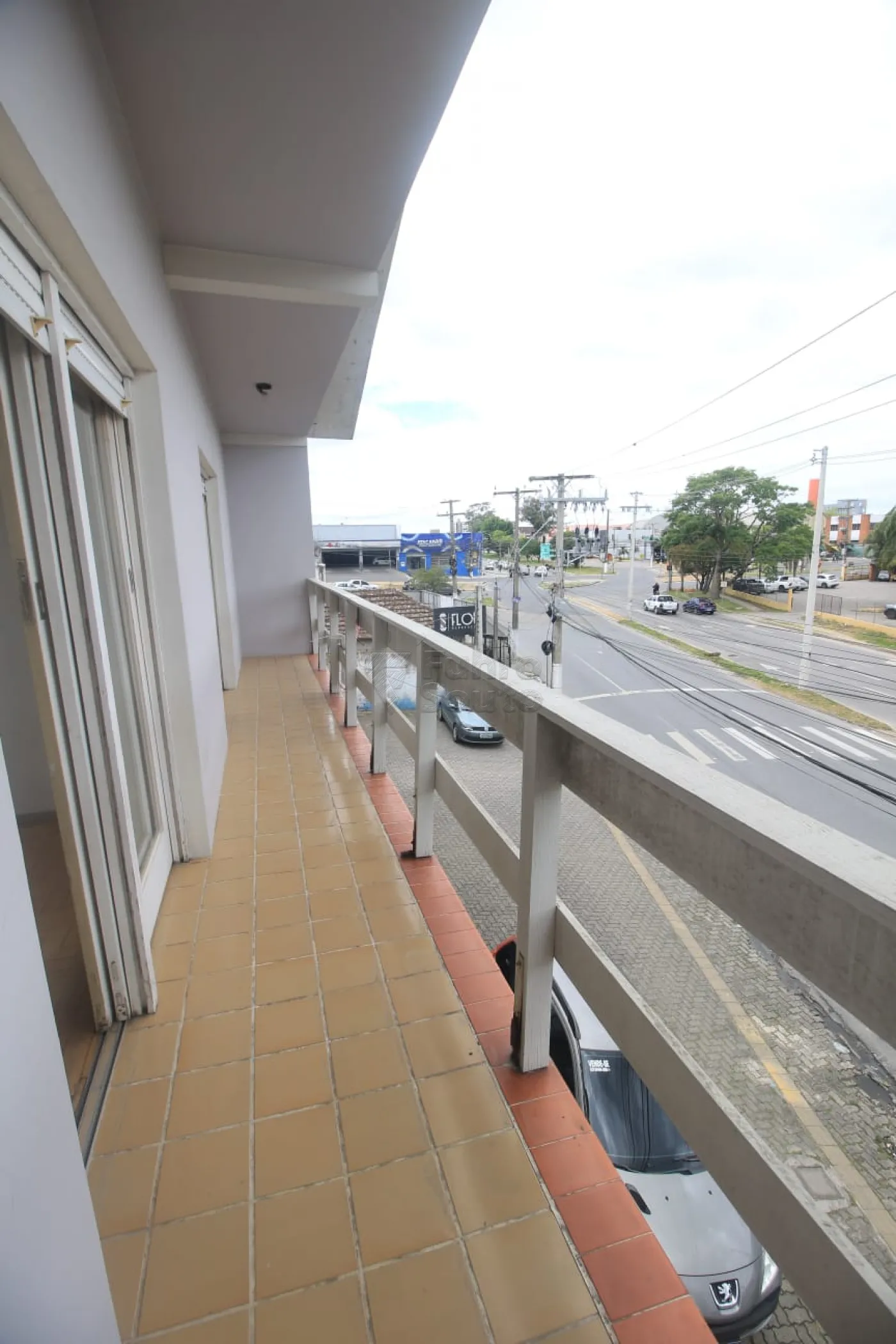 Alugar Apartamento / Fora de Condomínio em Pelotas R$ 1.900,00 - Foto 7