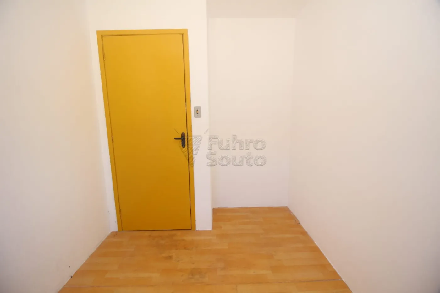 Alugar Apartamento / Padrão em Pelotas R$ 550,00 - Foto 6