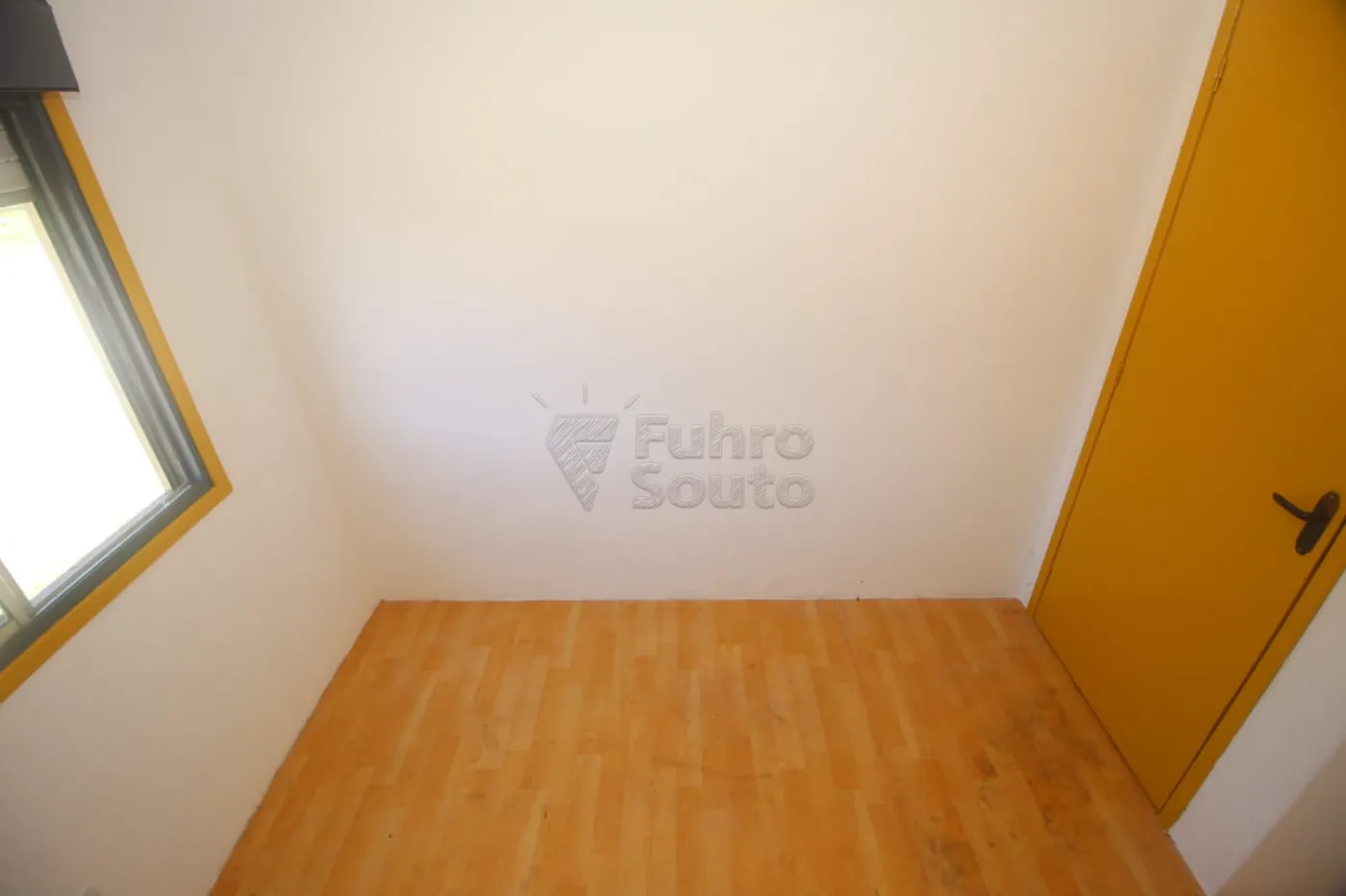 Alugar Apartamento / Padrão em Pelotas R$ 550,00 - Foto 8