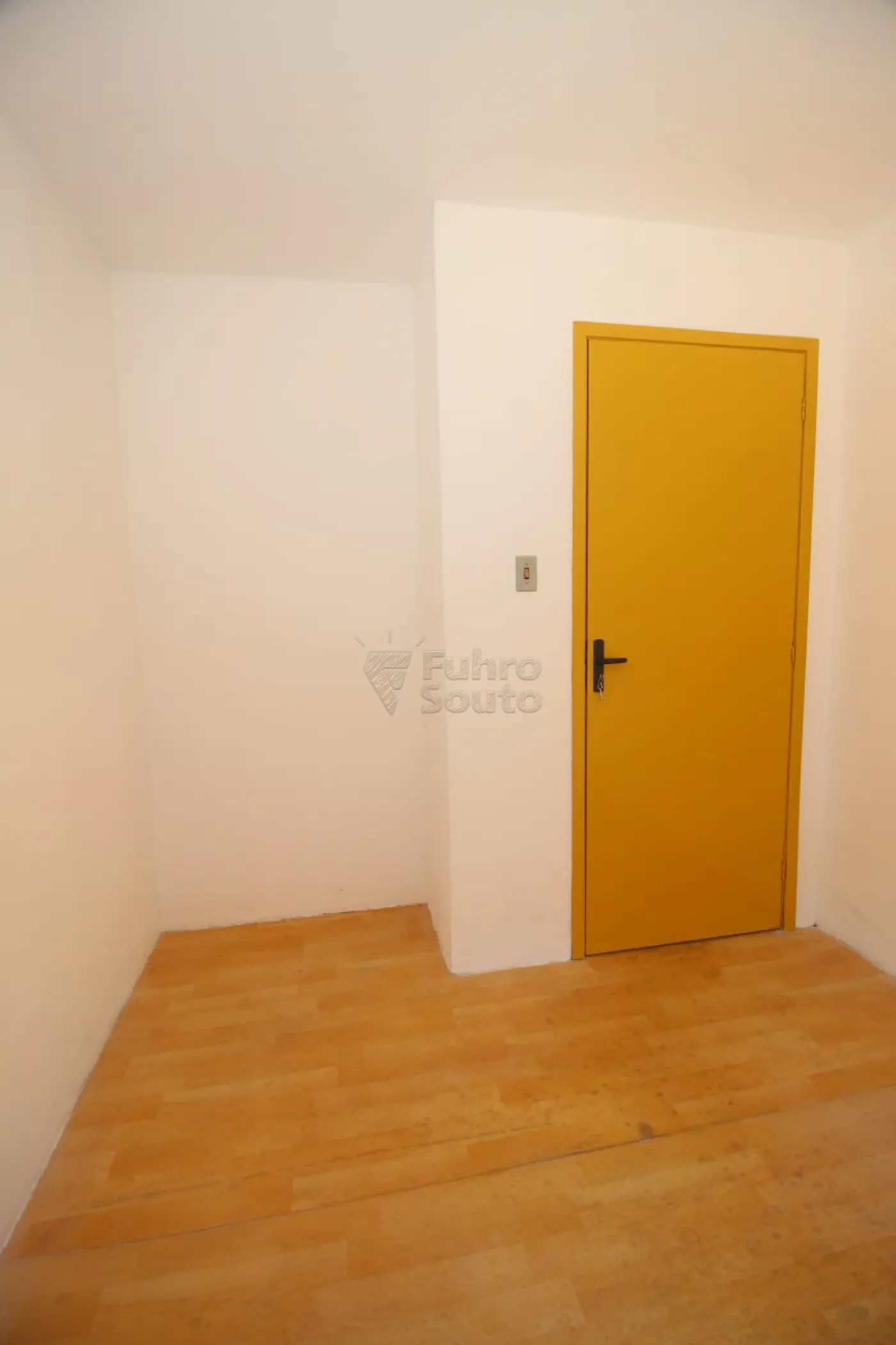 Alugar Apartamento / Padrão em Pelotas R$ 550,00 - Foto 11