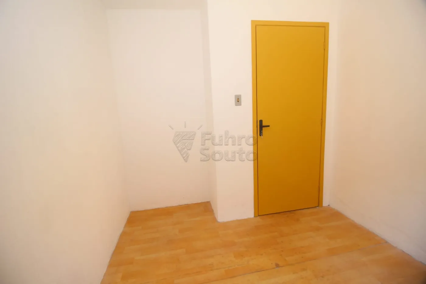 Alugar Apartamento / Padrão em Pelotas R$ 550,00 - Foto 12