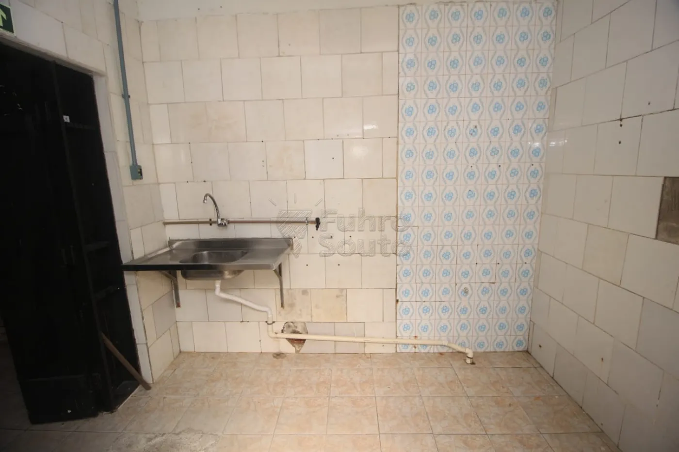 Alugar Comercial / Prédio em Pelotas R$ 4.500,00 - Foto 20