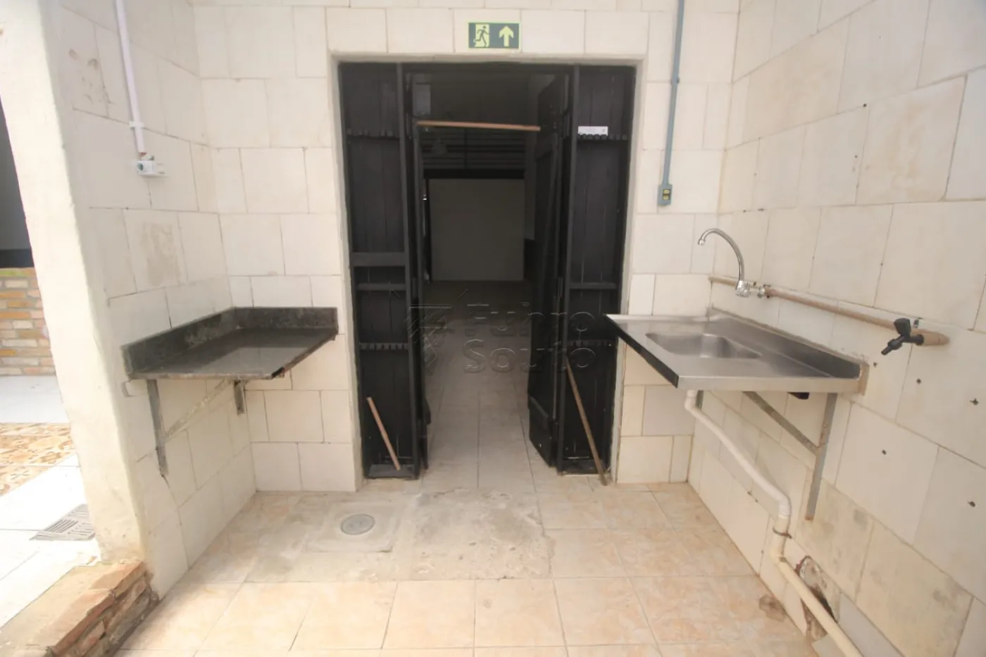 Alugar Comercial / Prédio em Pelotas R$ 4.500,00 - Foto 21