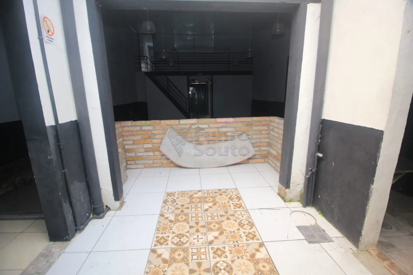 Alugar Comercial / Prédio em Pelotas R$ 4.500,00 - Foto 23