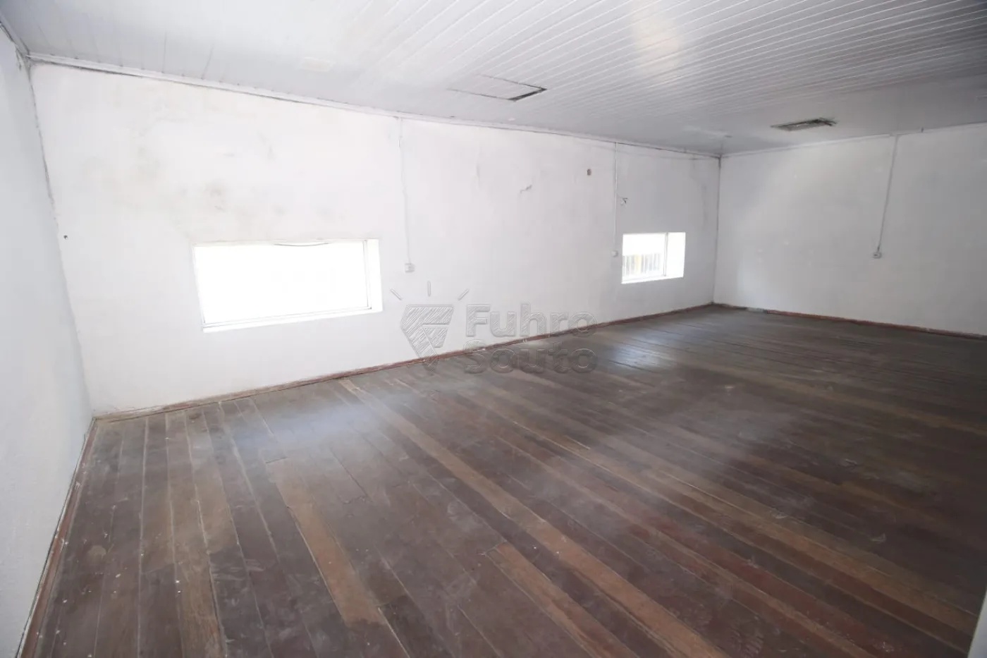 Alugar Comercial / Prédio em Pelotas R$ 4.500,00 - Foto 16