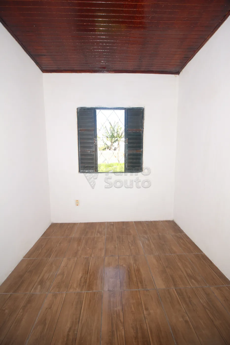 Alugar Casa / Padrão em Pelotas R$ 900,00 - Foto 13