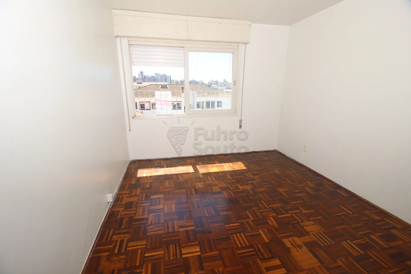 Alugar Apartamento / Padrão em Pelotas R$ 900,00 - Foto 7