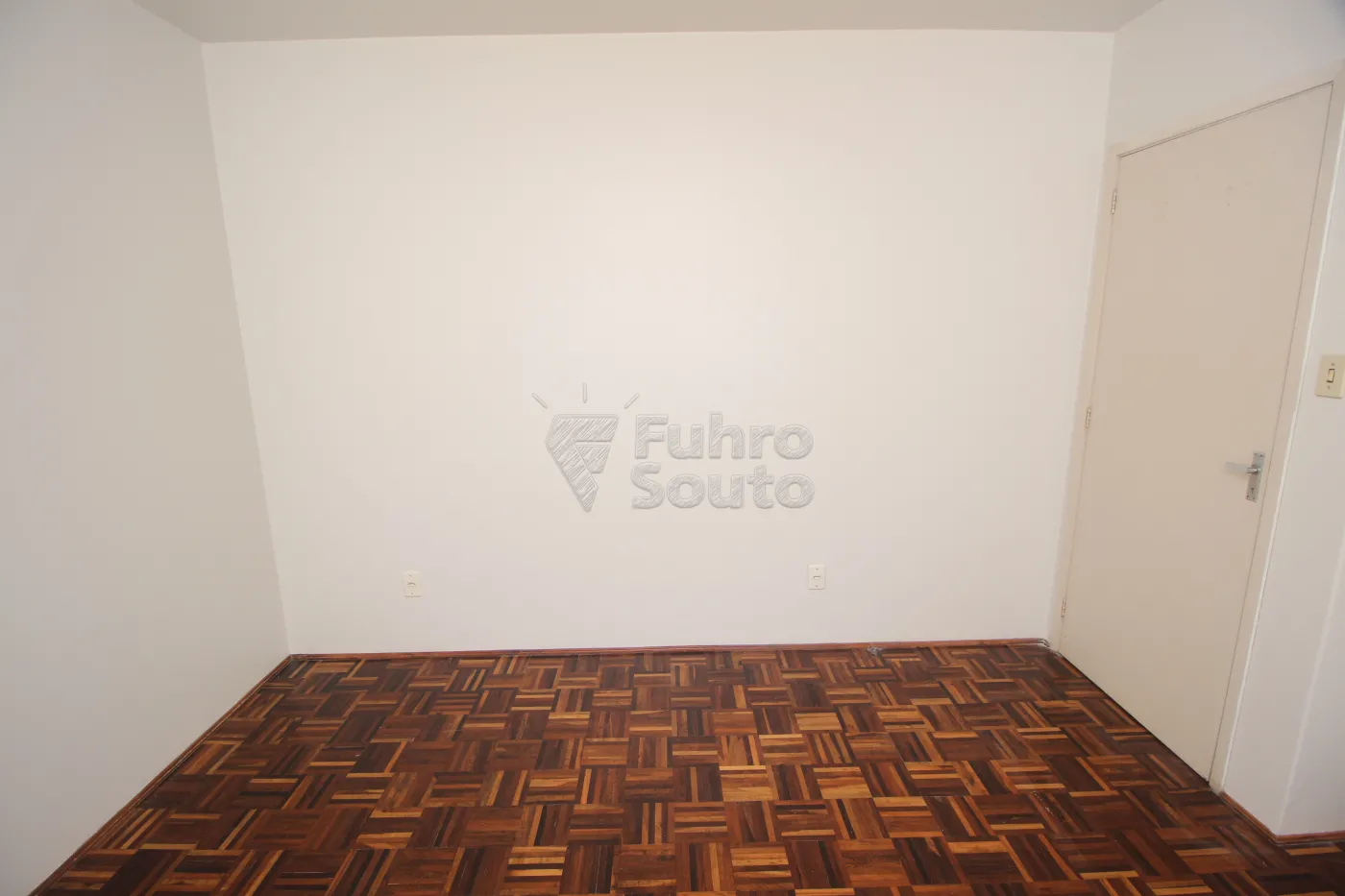 Alugar Apartamento / Padrão em Pelotas R$ 900,00 - Foto 17