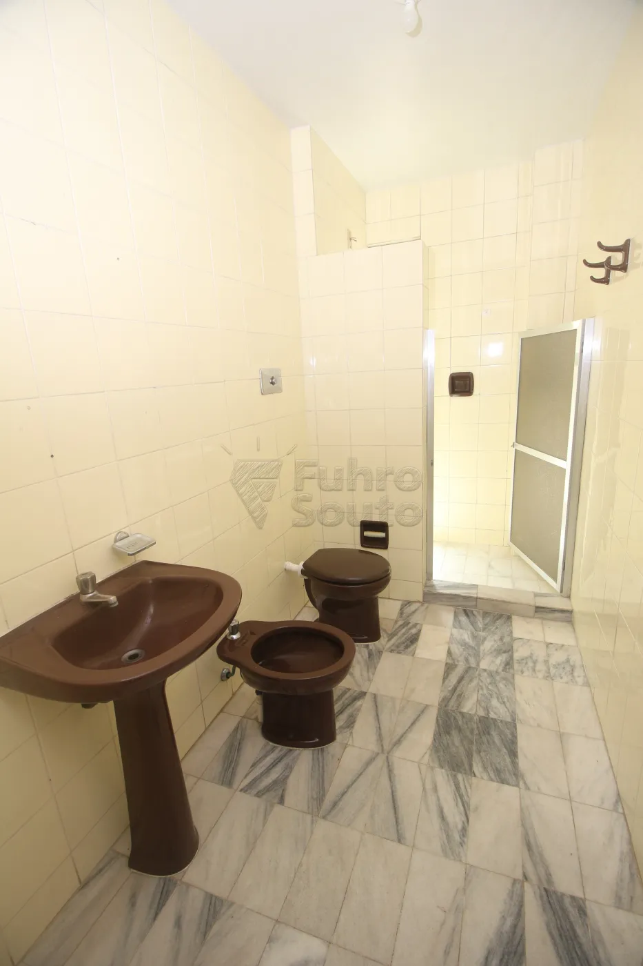 Alugar Apartamento / Padrão em Pelotas R$ 900,00 - Foto 29