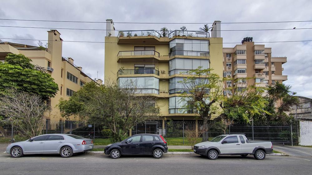 Pelotas Centro Apartamento Locacao R$ 2.600,00 Condominio R$700,00 3 Dormitorios 2 Vagas 