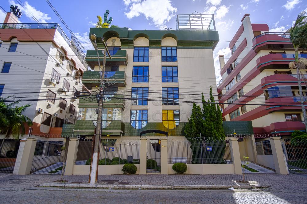 Pelotas Centro Apartamento Venda R$730.000,00 Condominio R$700,00 3 Dormitorios 2 Vagas 