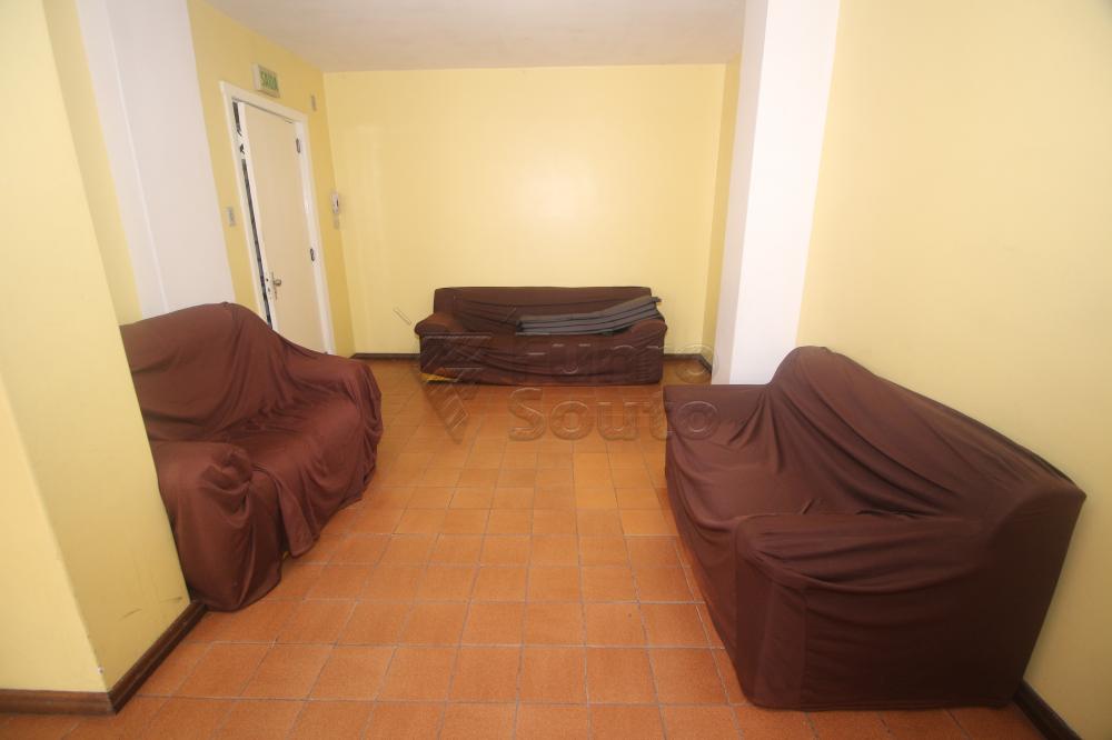 Alugar Apartamento / Padrão em Pelotas R$ 1.600,00 - Foto 43