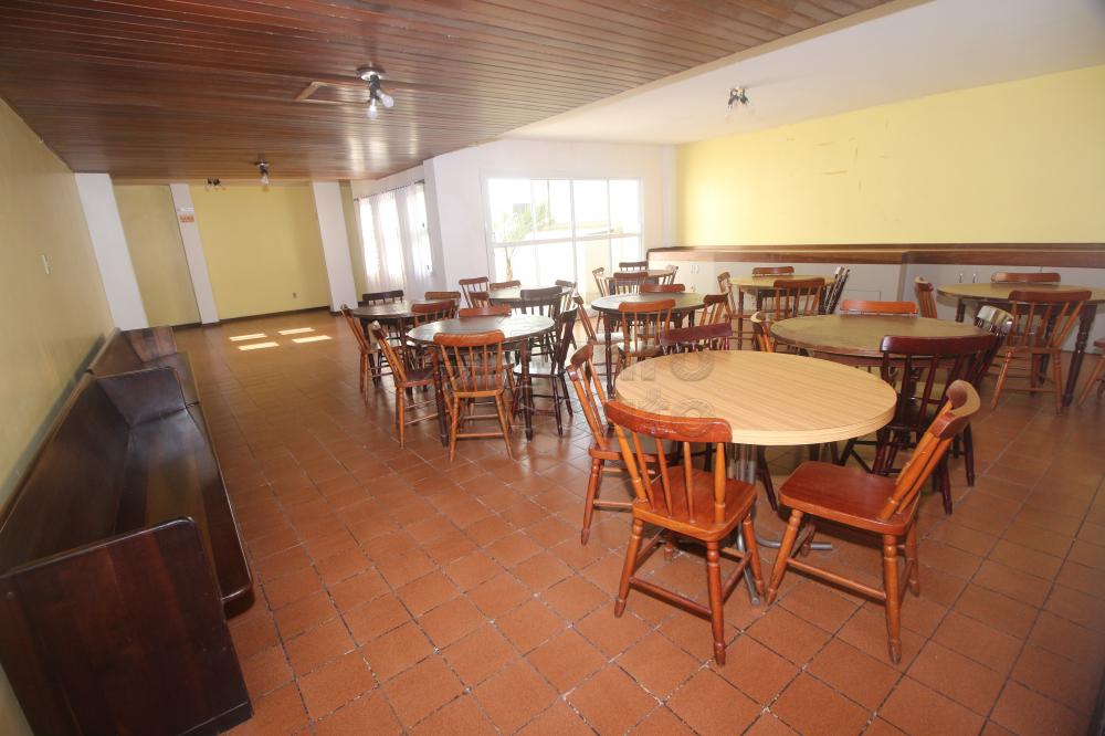 Alugar Apartamento / Padrão em Pelotas R$ 1.600,00 - Foto 47